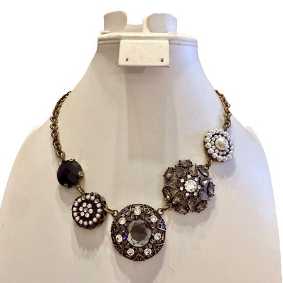 Vintage Lia Sophia Brass Tone Crystal Pearl Bib Necklace - Picture 6 of 8